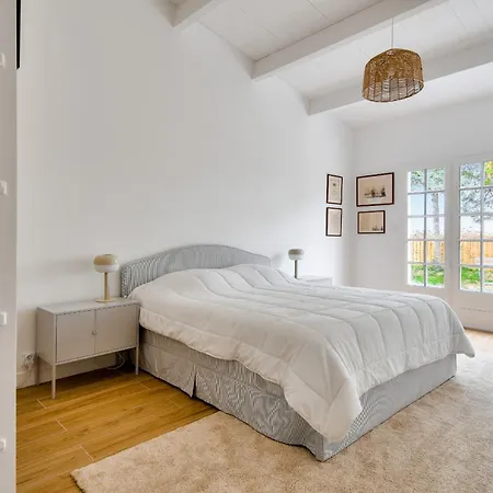 A 650m De La Plage, Maison Pour 6 Adultes 1 Enfant * L'Epine (Vendee)
