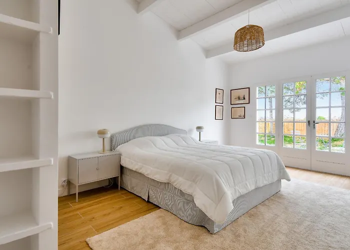 à 650m De La Plage, Maison Pour 6 Adultes 1 Enfant * L'Epine (Vendee)