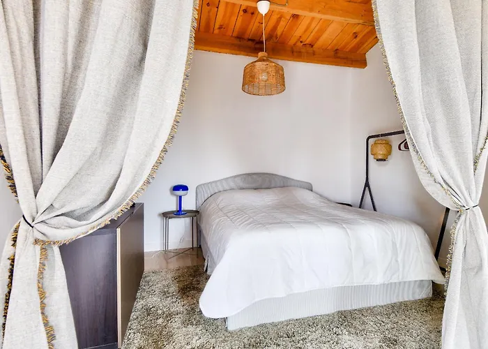 à 650m De La Plage, Maison Pour 6 Adultes 1 Enfant